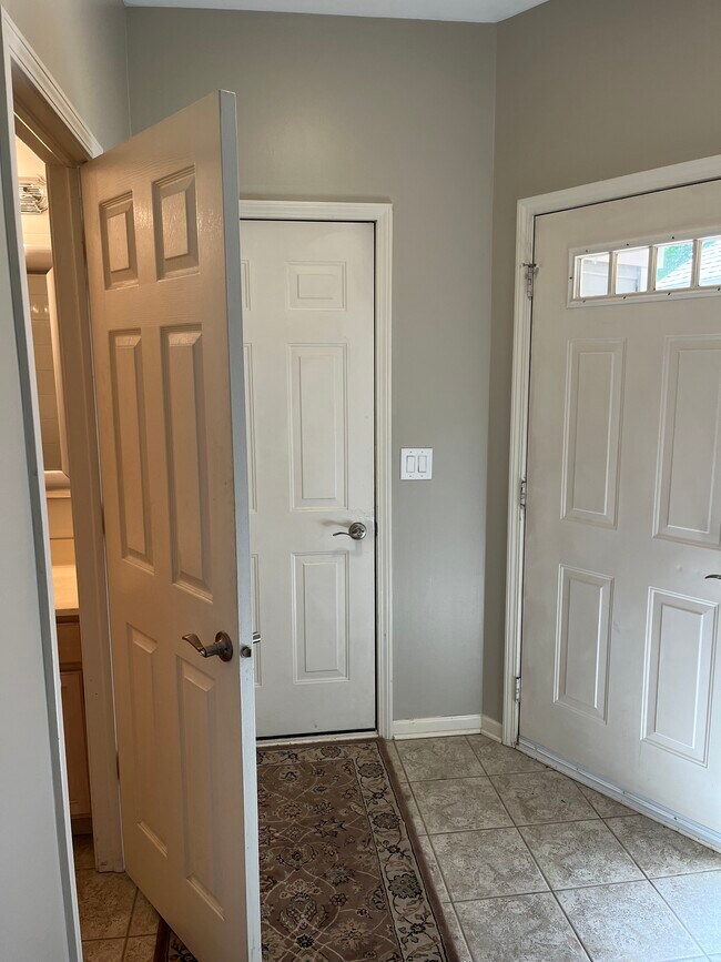 Entrada principal - 378 White Oak Ln