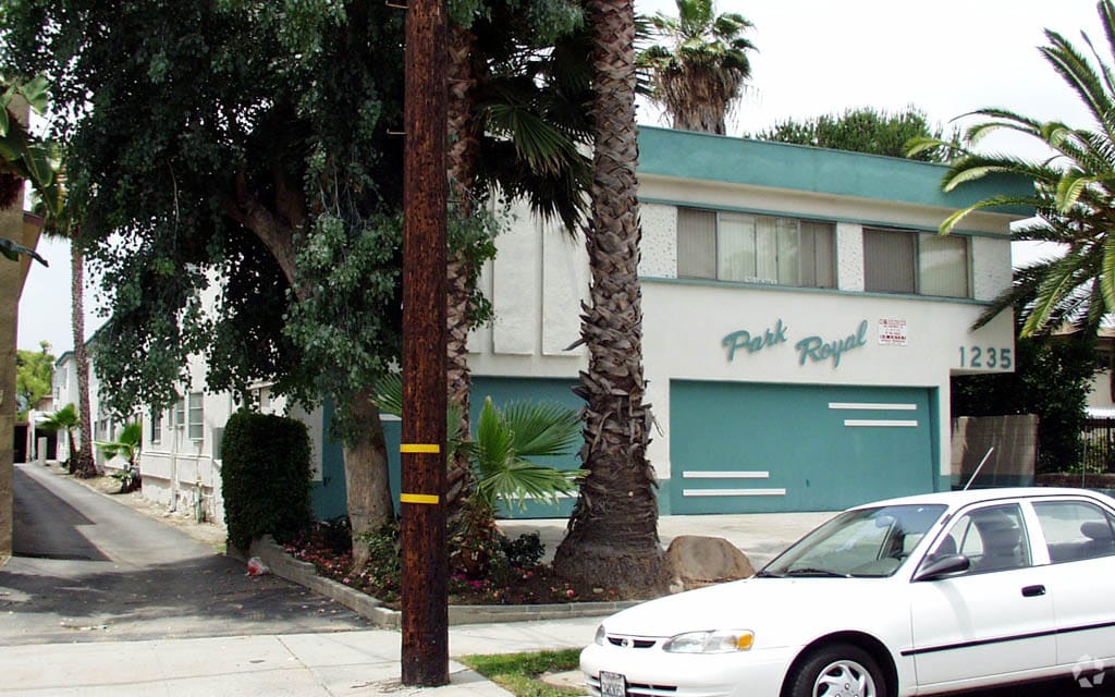 Alternate Building View - Park Royale Apartments