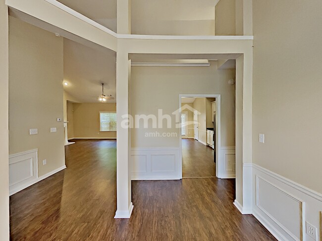 Foto del edificio - 2489 Alston Drive NE