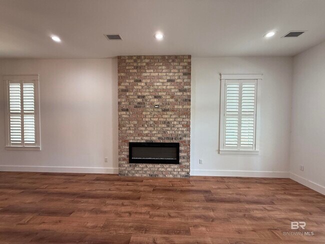 Foto del edificio - 10391 Emmanuel St