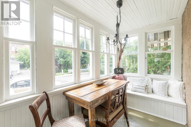 Photo du bâtiment - 56 Bertrand St