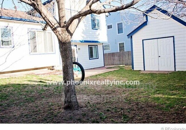 Building Photo - 12637 Meade St