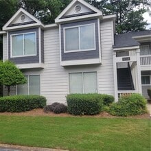 Building Photo - 62 Rumson Ct