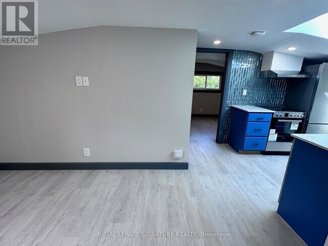 Photo du bâtiment - 50 Freeman St