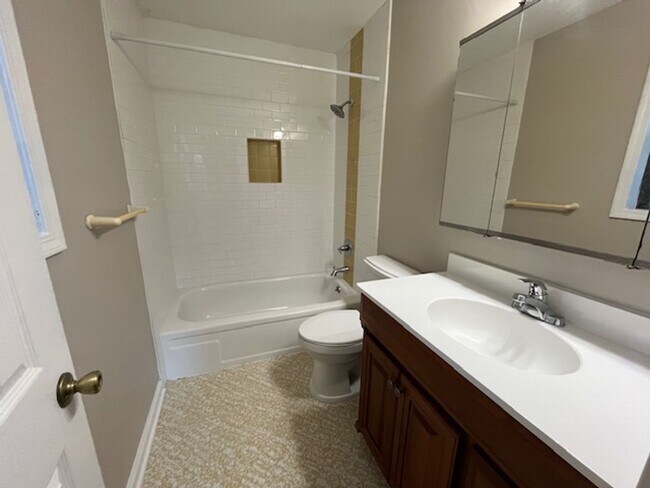 Foto del edificio - Renovated 3 Bedroom 2 Bath Home for Rent!