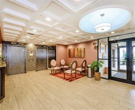 Foto del edificio - 185 W Park Ave