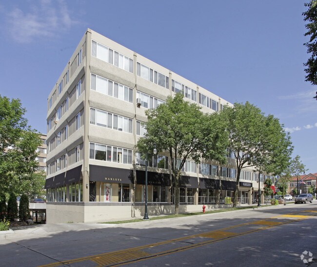 El edificio de Lakewood - Sheridan Apartments