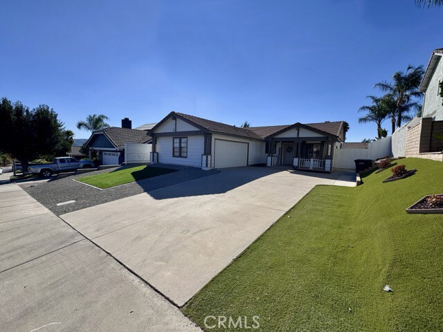 Building Photo - 33569 Canyon Ranch Rd