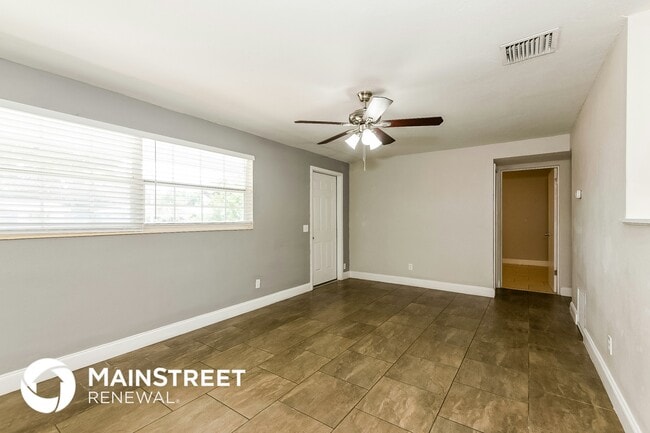 Foto del edificio - 5820 21st St W