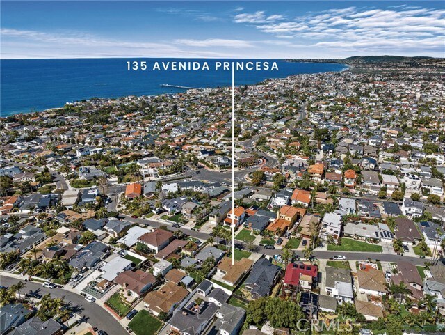 Building Photo - 135 Avenida Princesa