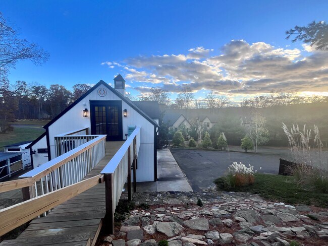 Foto del edificio - 2614 Boston Post Rd