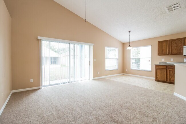 Foto del edificio - 1524 Lalique Ln
