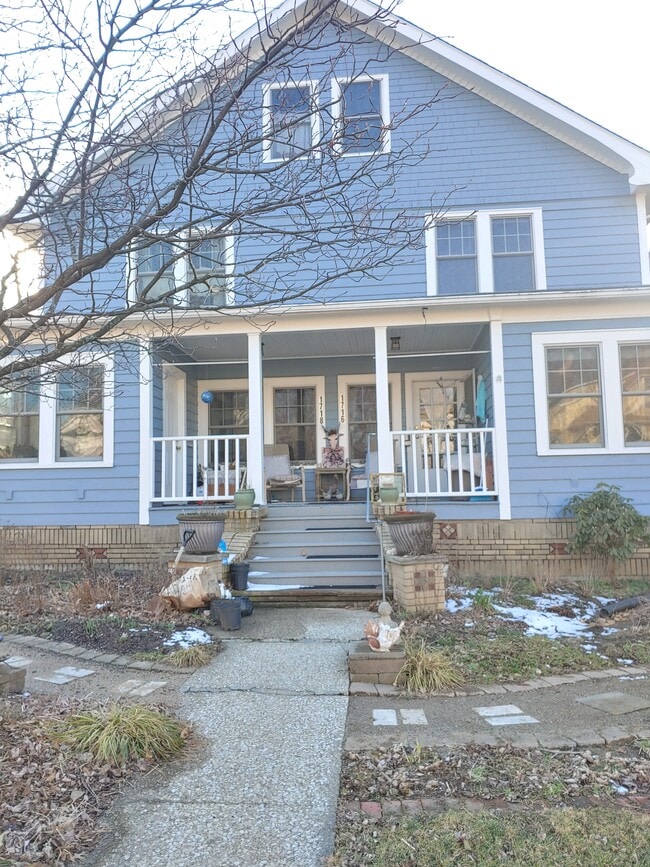 1716 is on the Left - 1716 Preyer Ave