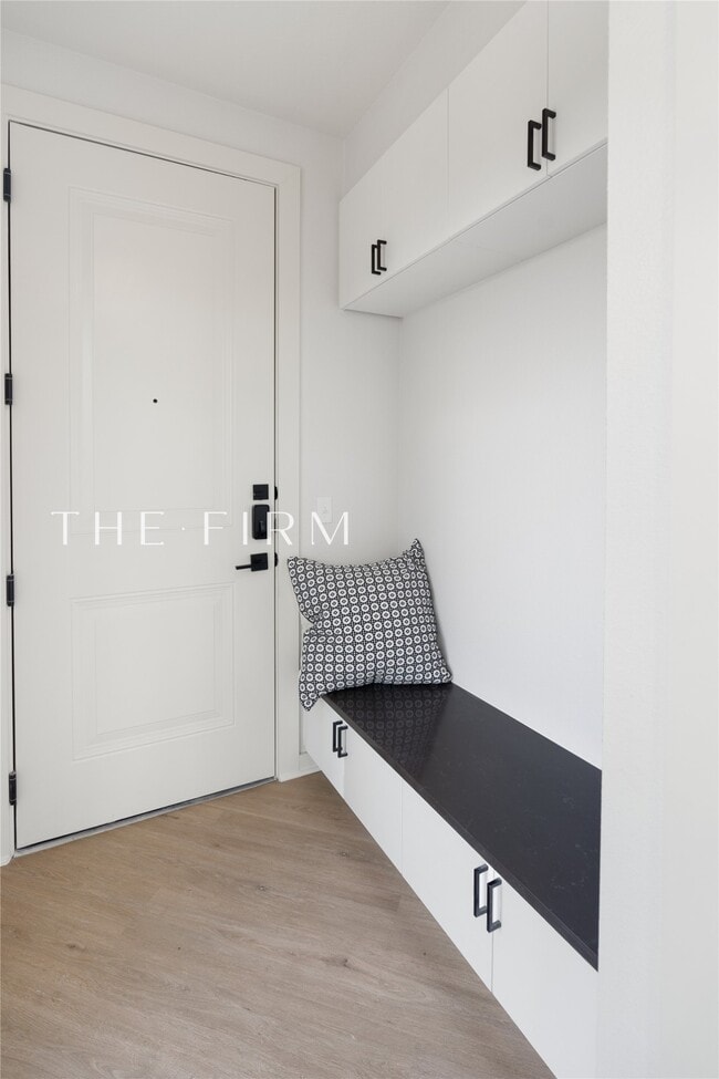 Building Photo - 3001 W 11th St