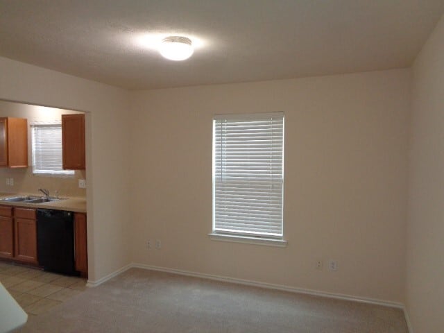 Building Photo - 1615 Redbud Grove Ct