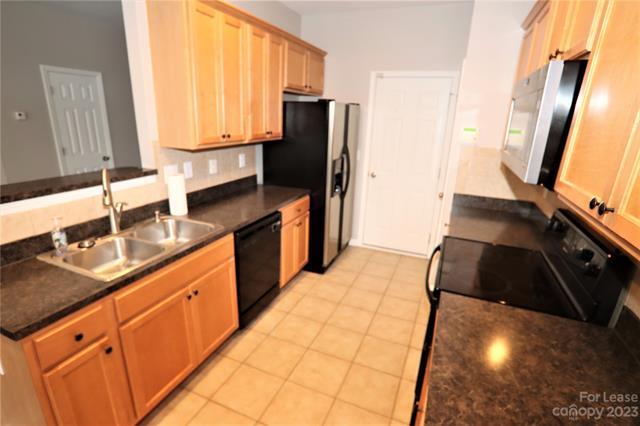 Foto del edificio - 2715 Early Flight Dr