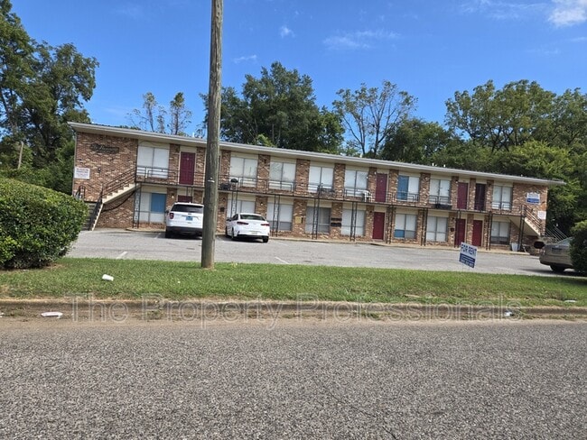 Building Photo - Rosewood Apartments