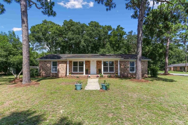 Building Photo - 6222 Maybelle Dr
