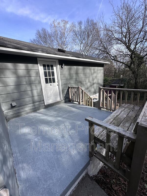 Building Photo - 4008 Lightfoot Mill Rd