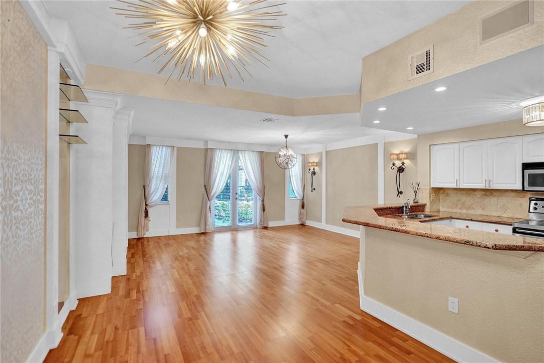 Foto principal - 1900 Oceanwalk Ln