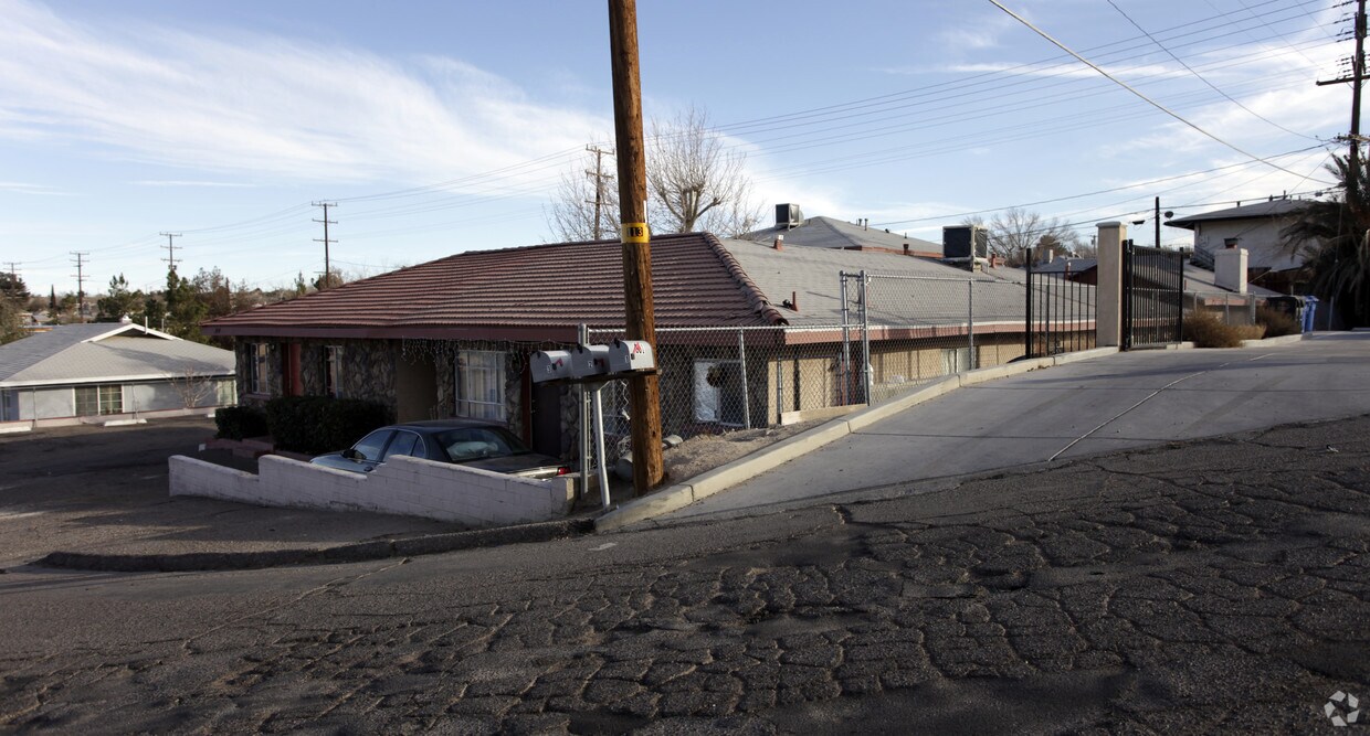 Building Photo - 144 W Williams St