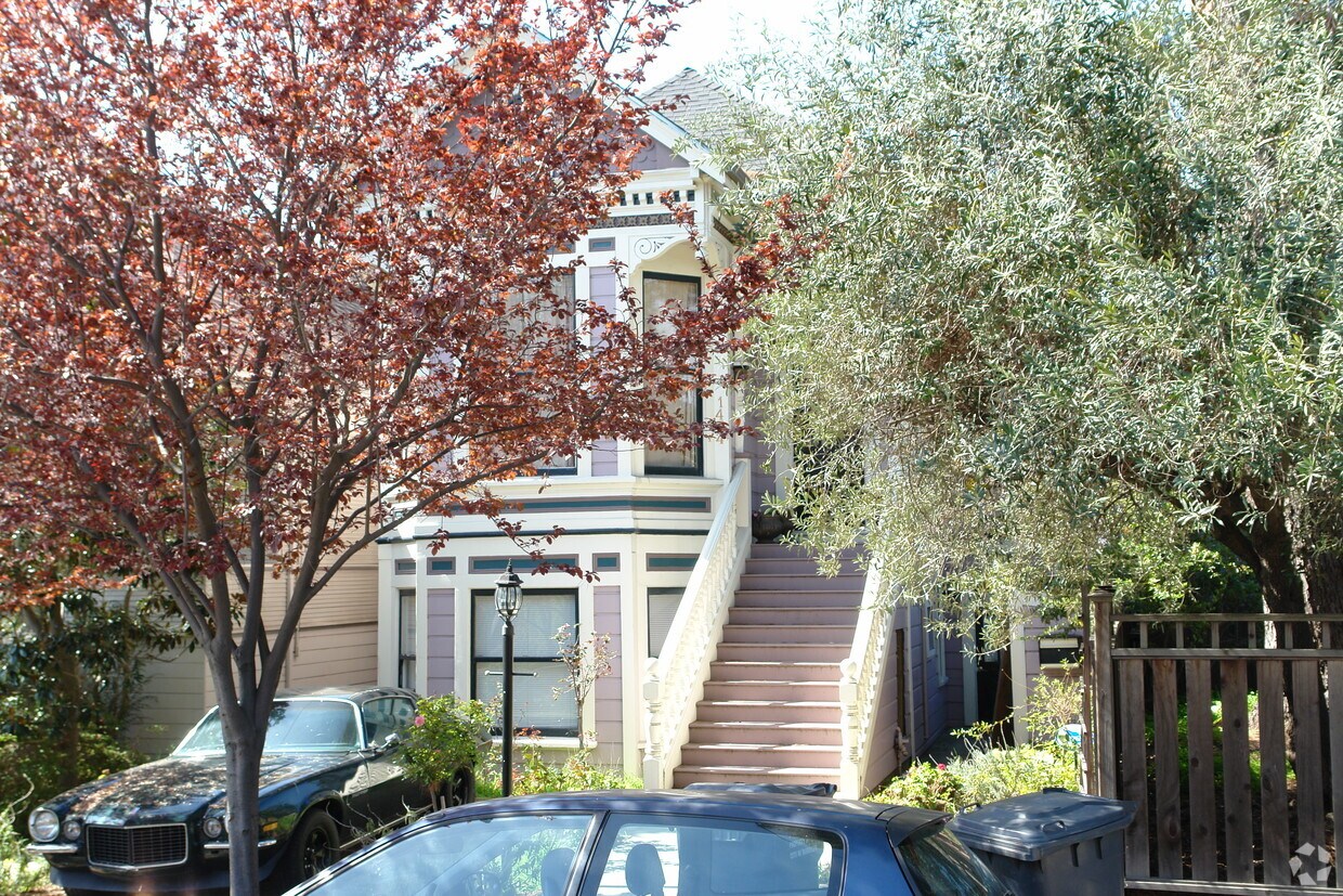 Building Photo - 1434 Milvia St