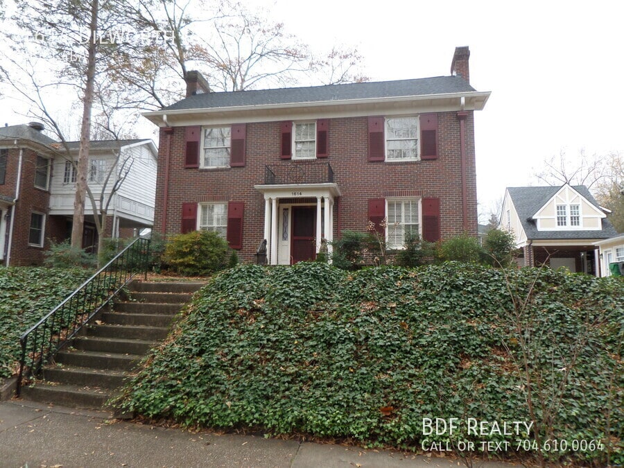 Primary Photo - 1614 Dilworth Rd E