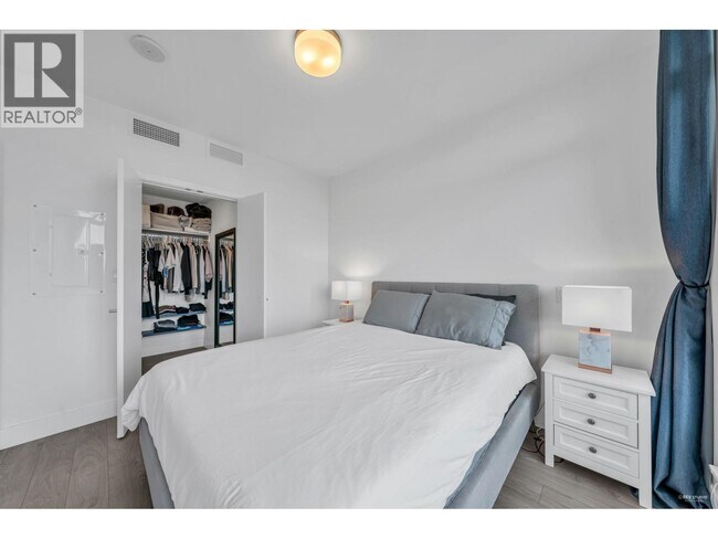 Photo du bâtiment - 7358 Edmonds St