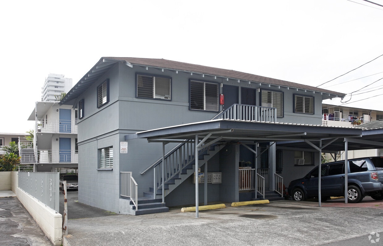 Primary Photo - 1327 Moku Pl