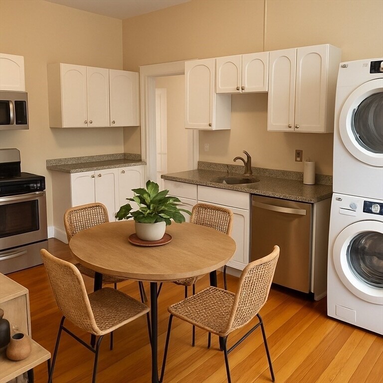Foto principal - 133 Otis St