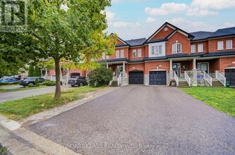 Building Photo - 216 Zokol Dr