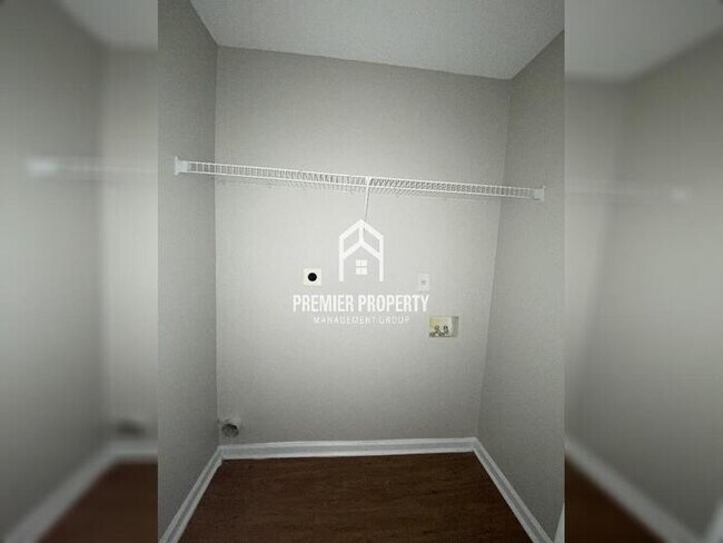 Building Photo - 4480 S Cedar Bark Cove
