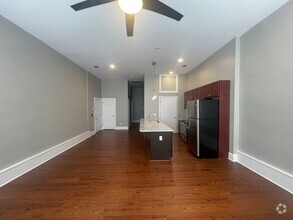 Building Photo - 439 3rd St