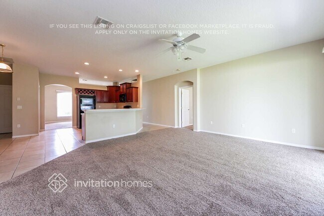 Building Photo - 16000 Arrowhead Trail