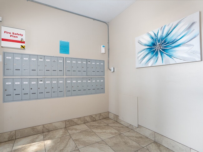 Building Photo - Somerset Place Apartments - Port Elgin