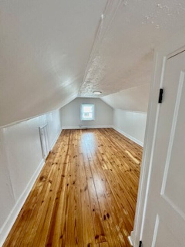 Foto del edificio - 838 E Loudon Ave