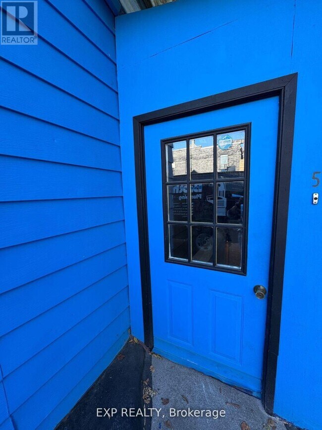 Photo du bâtiment - 1594 Dupont St