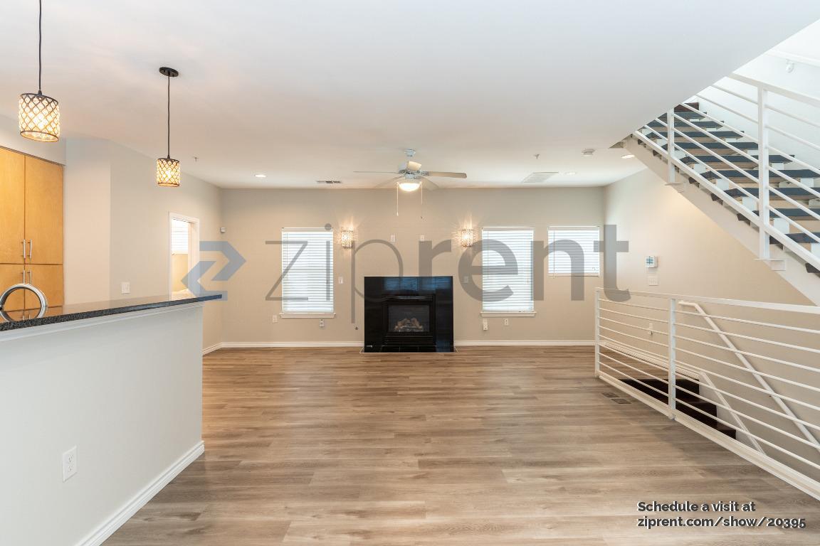 Primary Photo - 2606 Wilson St