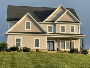 Building Photo - 1241 Whispering Springs Ct