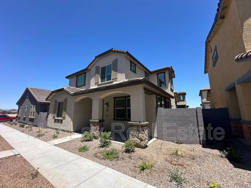 Photo - 3809 N 100th dr