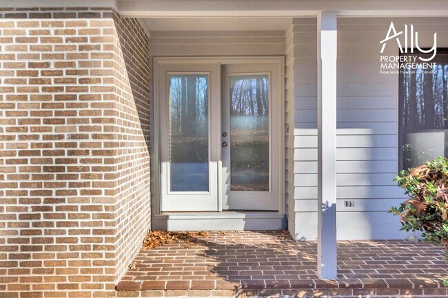 Foto del edificio - 501 Rookwood Pl