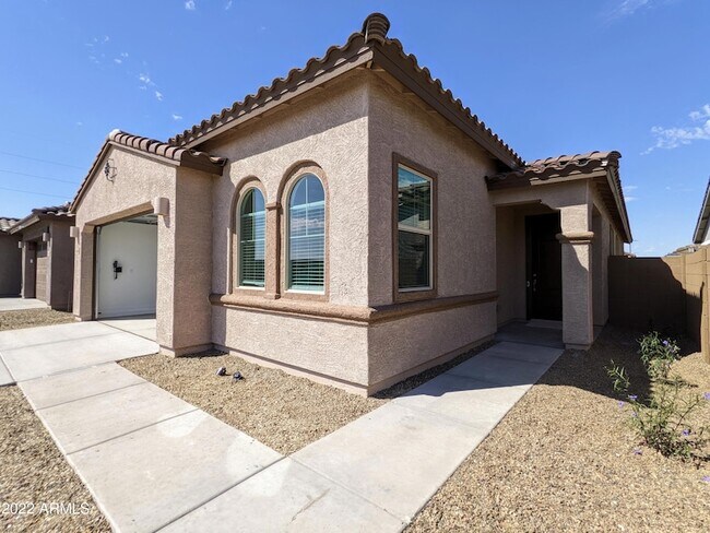 Building Photo - 16846 W Las Palmaritas Dr
