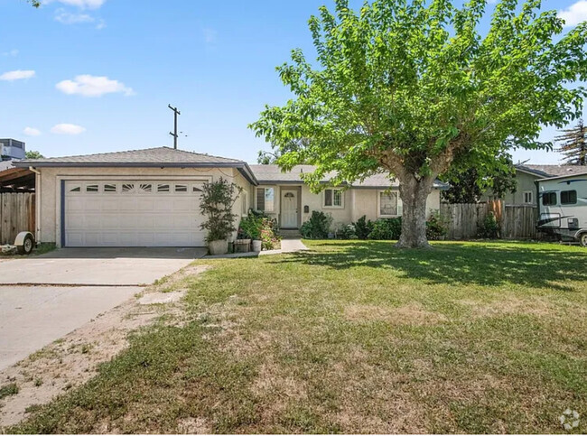 Building Photo - 516 Ribier Ave