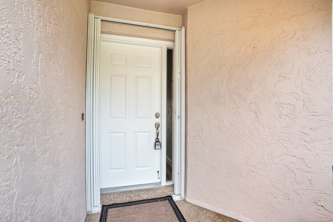 Building Photo - 2702 Sailors Way