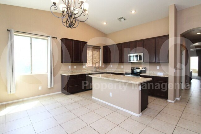 Foto del edificio - 21890 E Cherrywood Dr