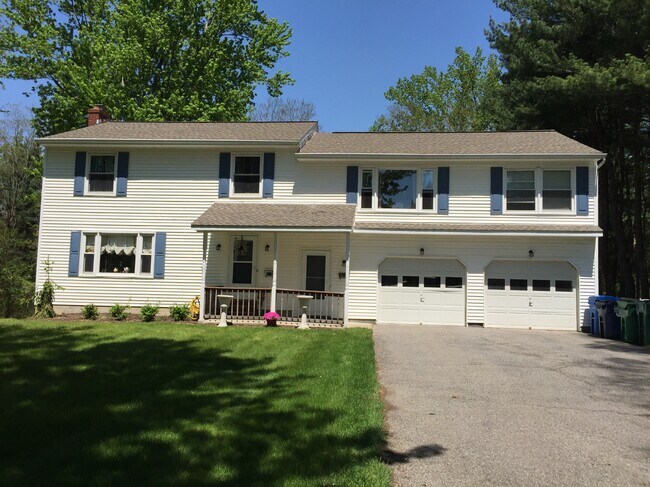 Building Photo - 2 Maid Marion Rd