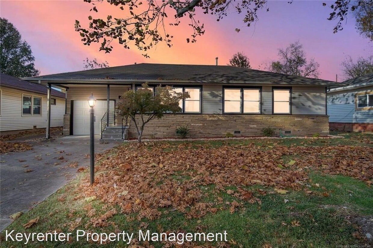 Primary Photo - 3 br, 1 bath House - 4131 E 36th Pl