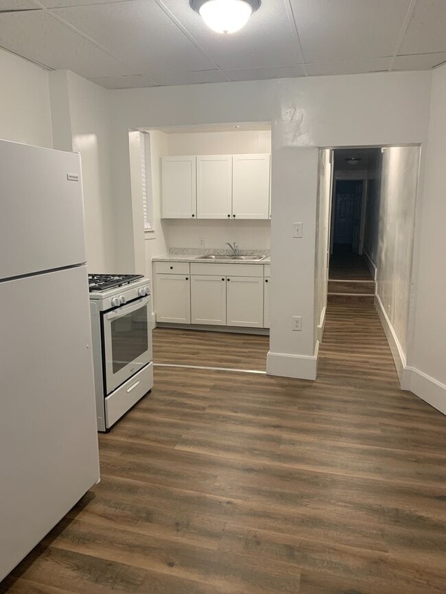 Foto del edificio - Video in Photos! Downtown York 2 Bedroom-1st Floor