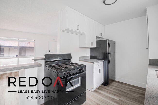 Foto del edificio - 630 N Cerritos Ave