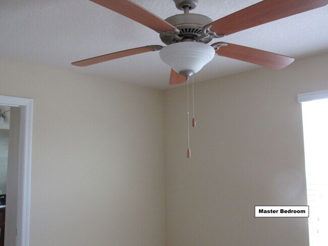 Foto del edificio - 3 Bedroom, 2.5 Bath Single Family 2 Story ...